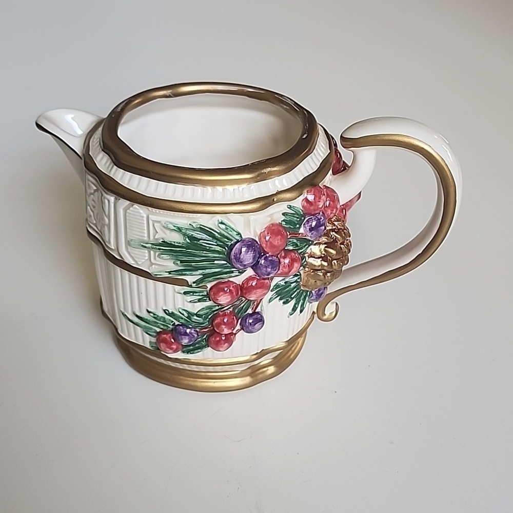 Fitz & Floyd 1990 Winter Spice Fruit Gold trim Creamer Holder